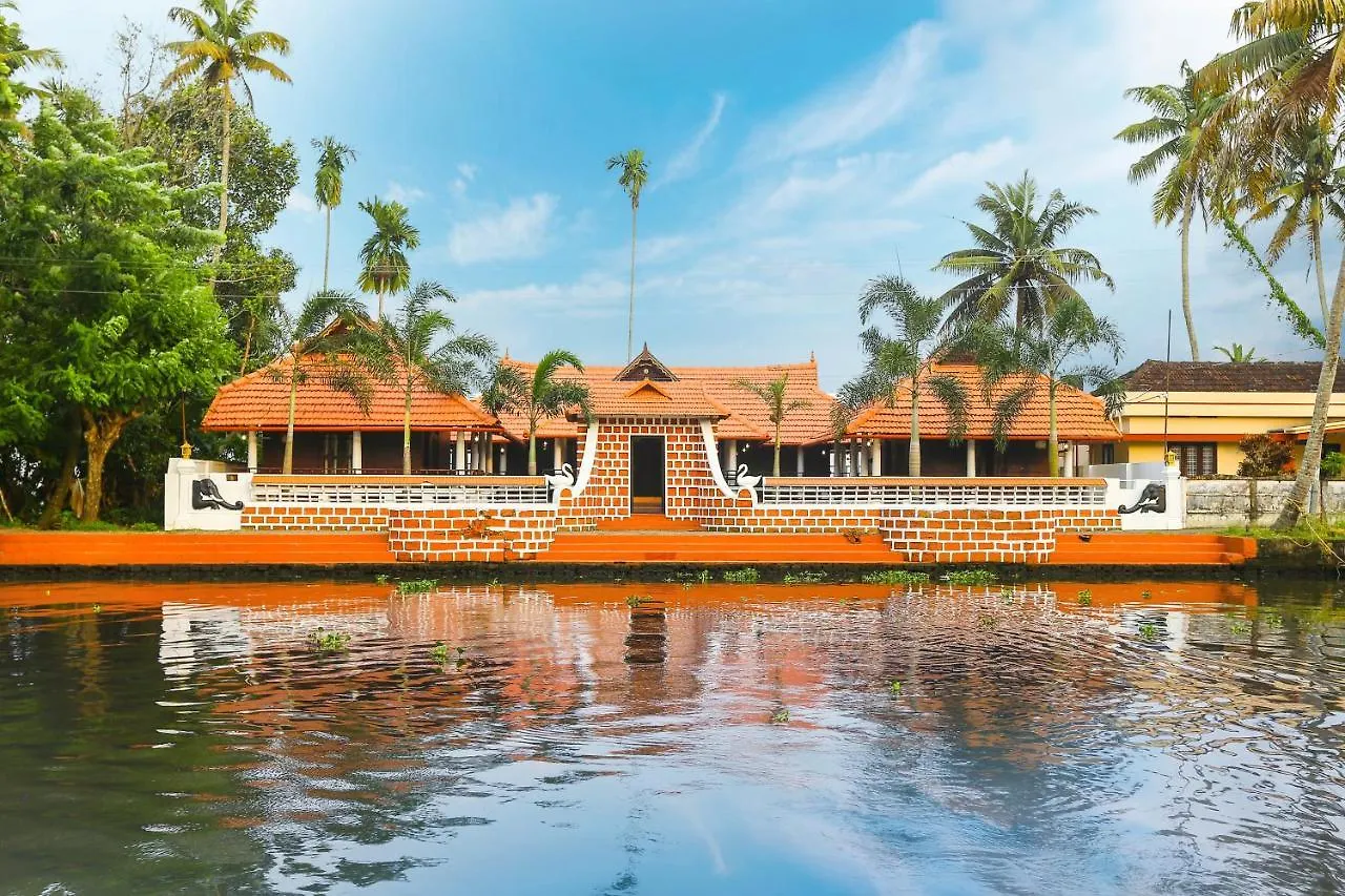 Palmy Lake Resort Alappuzha