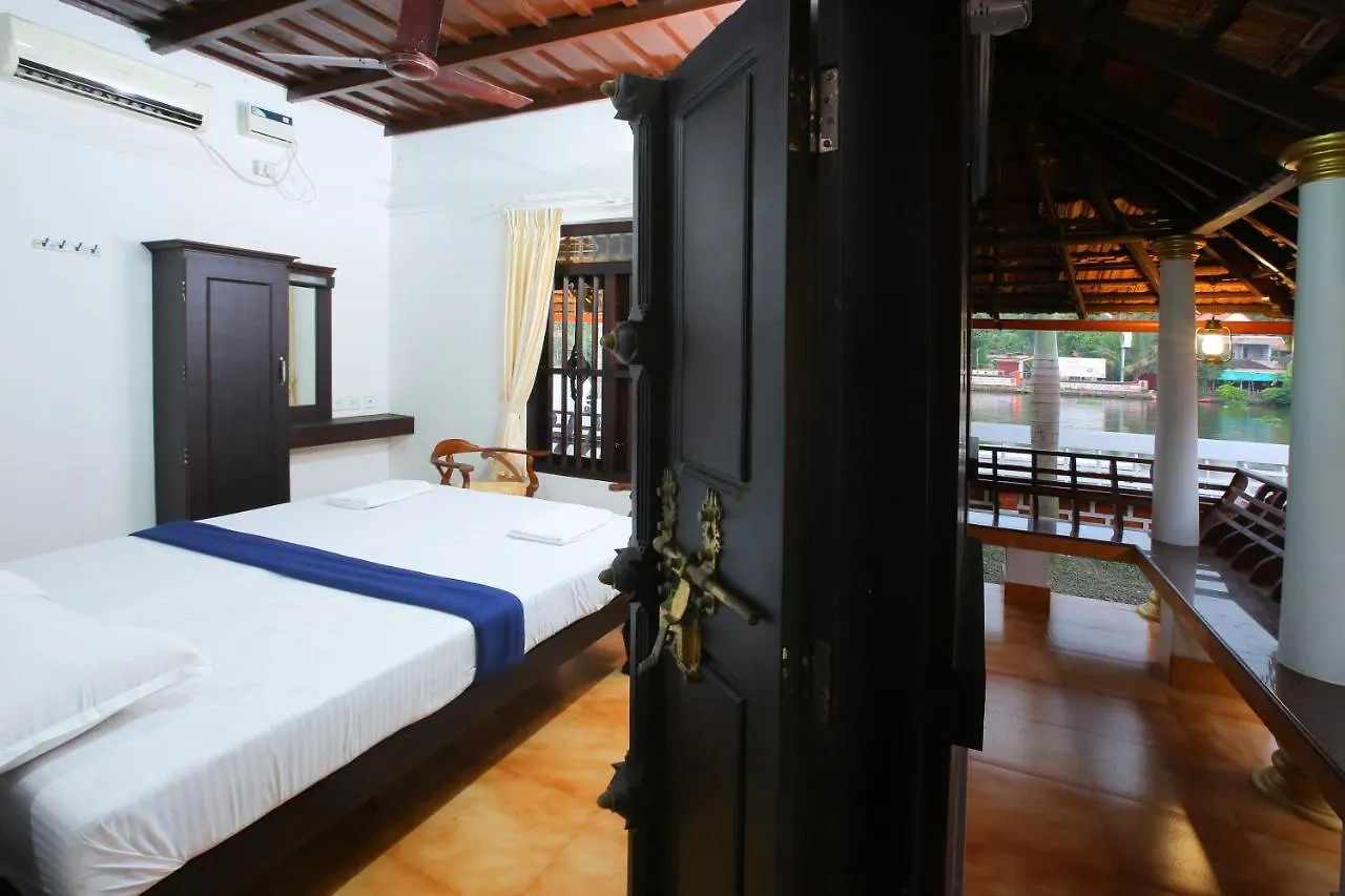 Palmy Lake Resort Alappuzha 게스트하우스